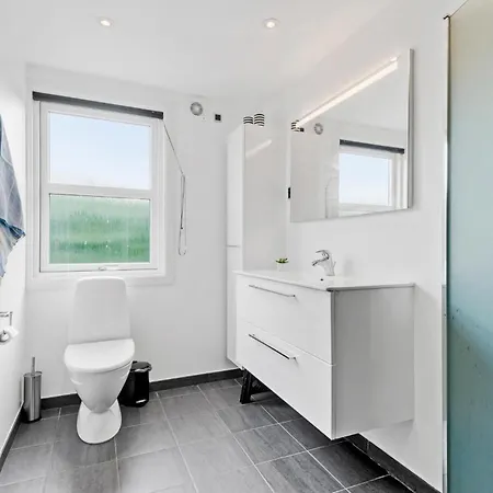 3 Bedroom Lovely In