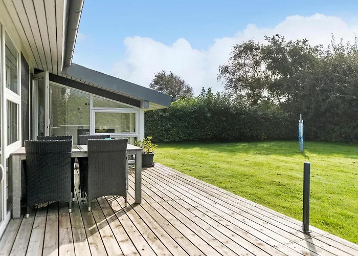 3 Bedroom Lovely In Hemmet
