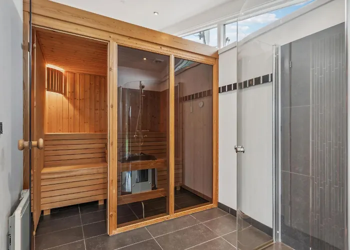 3 Bedroom Lovely In בית נופש